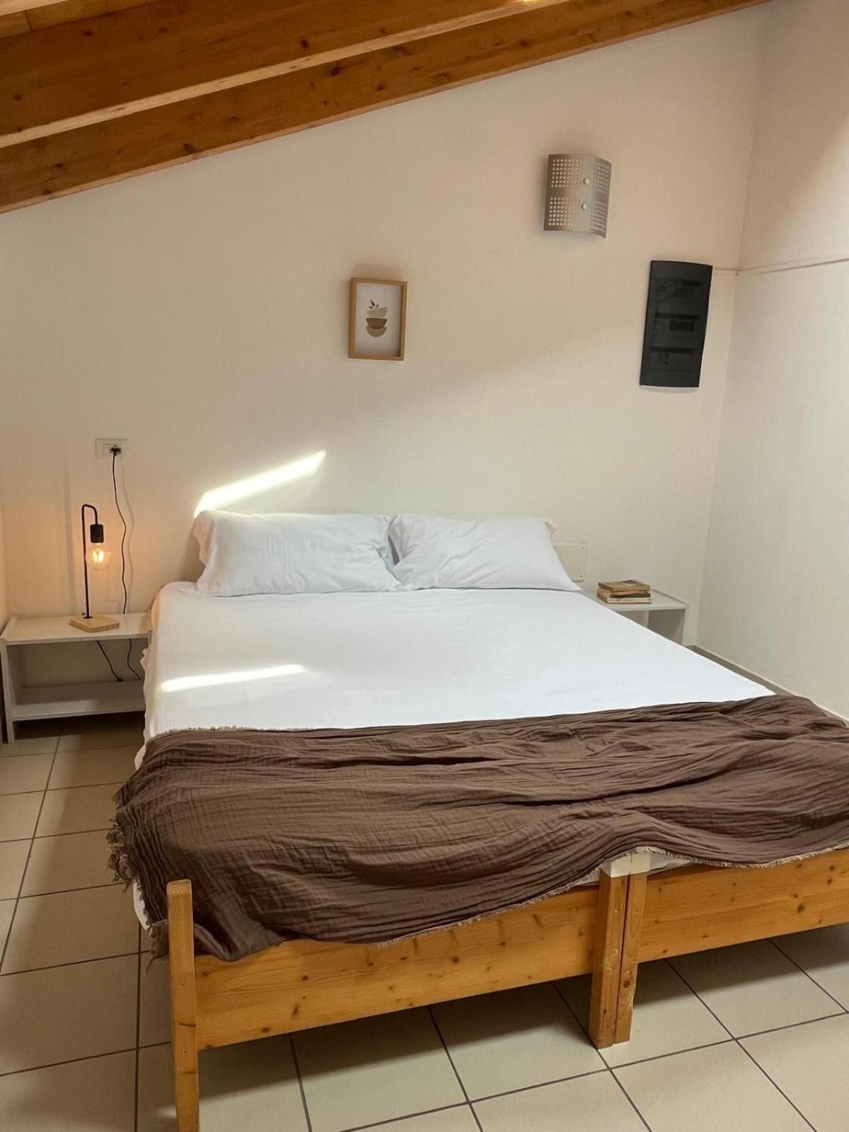 Ostello Casa Rossa Laveno-Mombello Luaran gambar