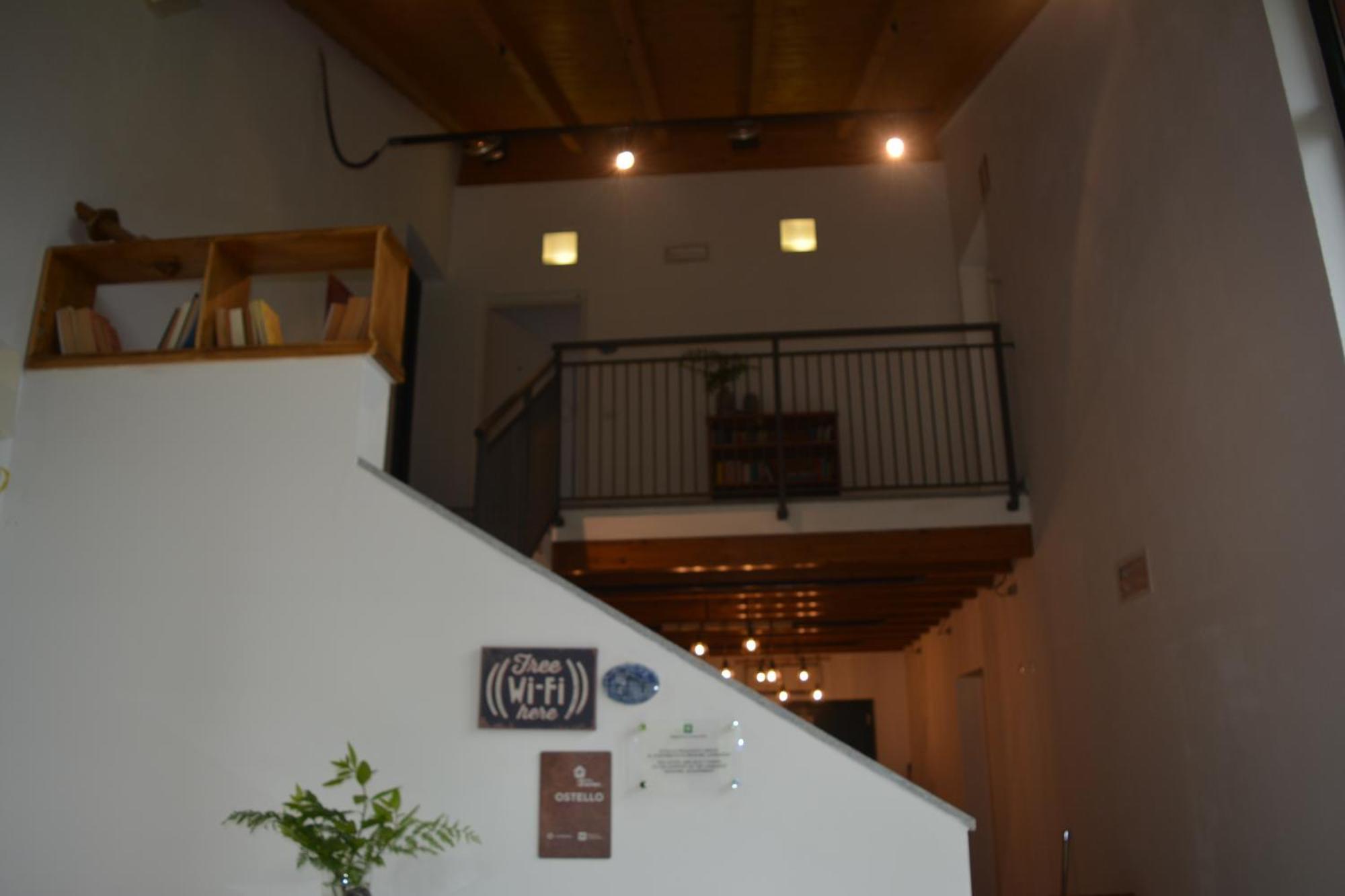 Ostello Casa Rossa Laveno-Mombello Luaran gambar