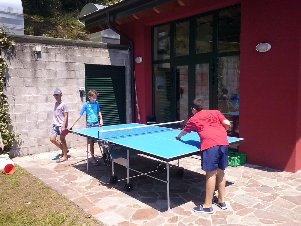 Ostello Casa Rossa Laveno-Mombello Luaran gambar