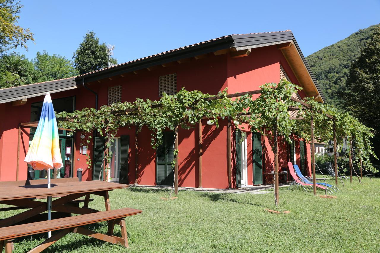 Ostello Casa Rossa Laveno-Mombello Luaran gambar